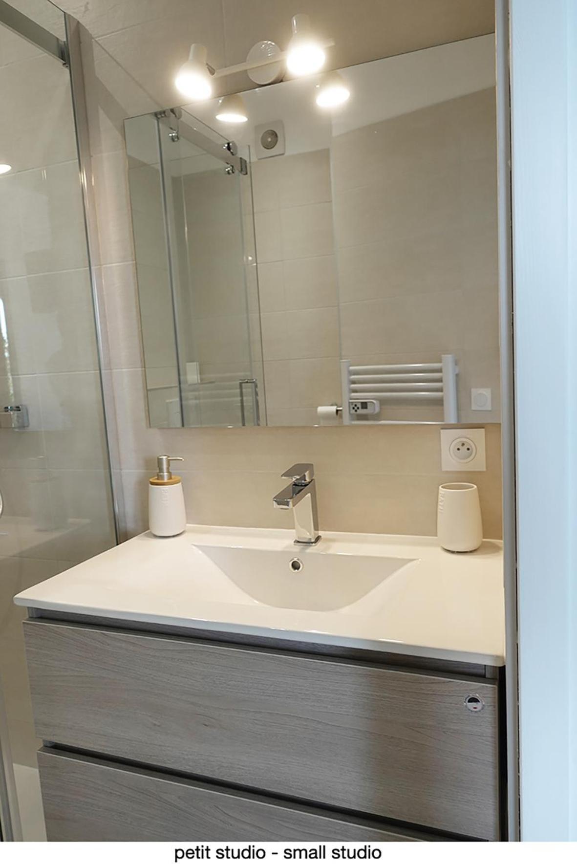 456 Chemin De La Pinede Apartman Menton Kültér fotó